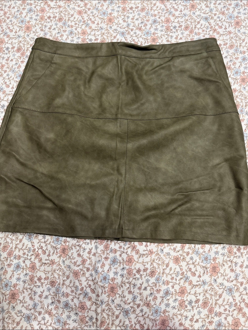 Shinestar Olive Green Faux-Leather Mini Skirt